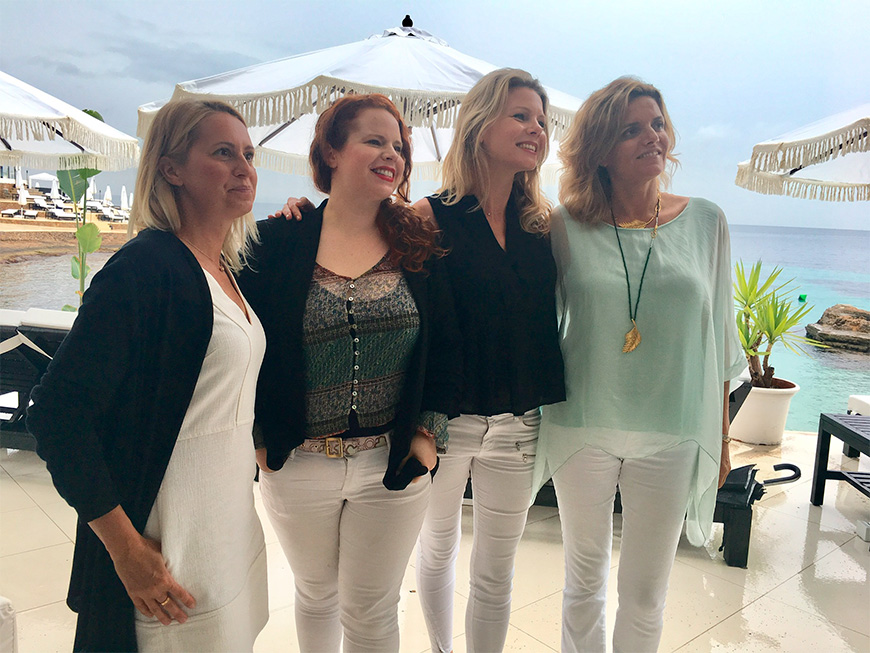 Mercedes Fuentes Simón, Pernilla Danielsson y Joanna Cybulski (izquierda).
