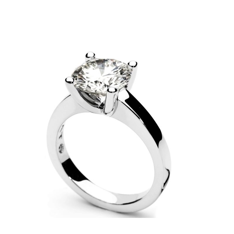 Anillo de oro blanco y solitario de brillante Anillo de oro blanco y solitario de brillante