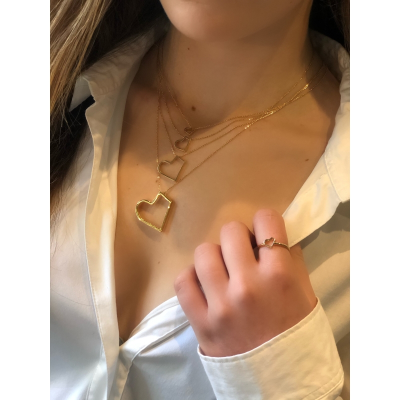 Yellow gold Happy heart ring