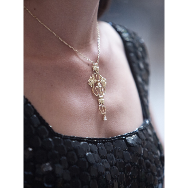 ISABEL GUARCH MODERNISMO 1903 GOLD AND DIAMOND NECKLACE